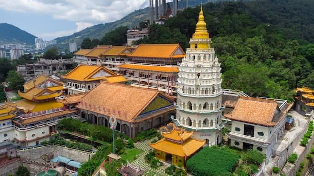 kek lok si tempe penang